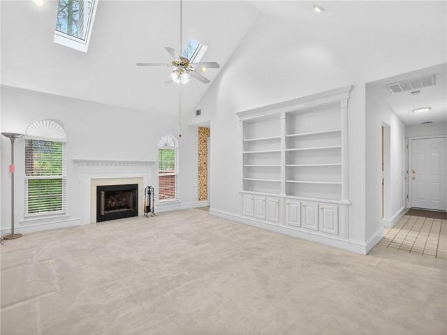 2038 Buford Dam Road, Buford, GA 30518