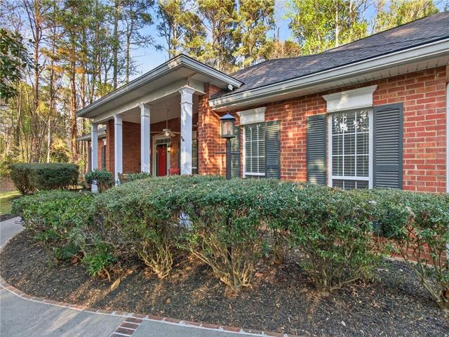 2038 Buford Dam Road, Buford, GA 30518