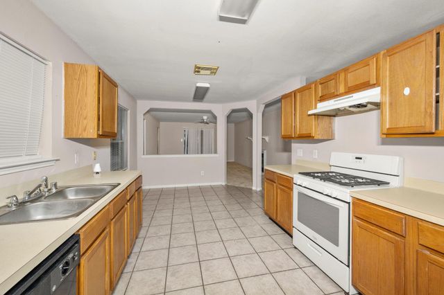 3109 Berryfield, Pearland, TX 77581