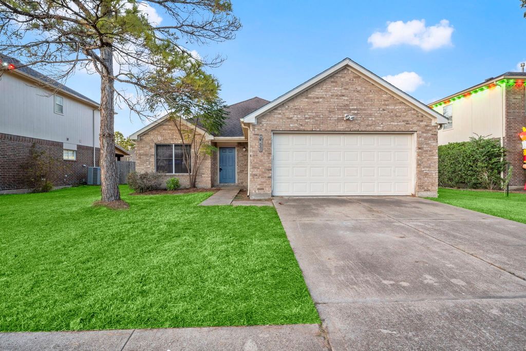 3109 Berryfield, Pearland, TX 77581