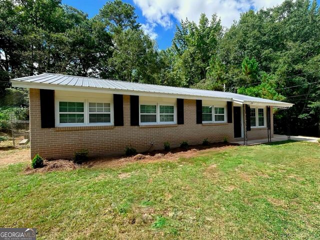 119 Sir Lancelot Drive, Lagrange, GA 30241