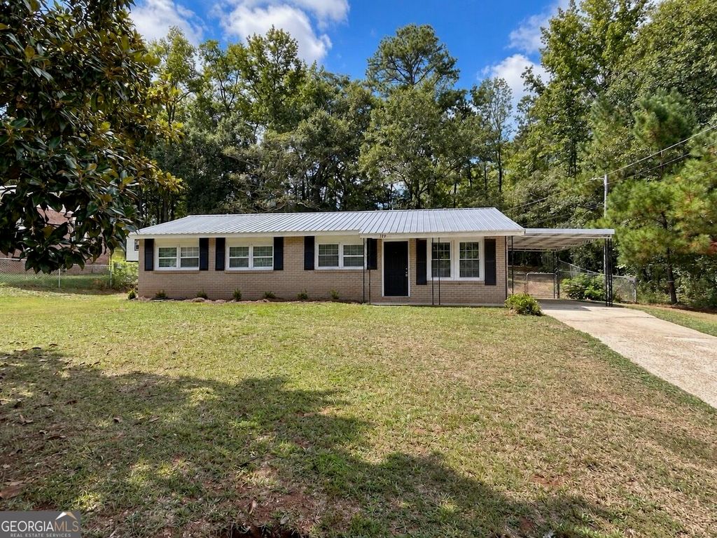 119 Sir Lancelot Drive, Lagrange, GA 30241