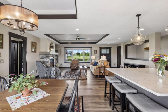 1527 96th Street, New Richmond, WI 54017