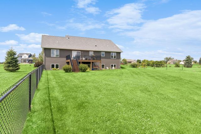 1527 96th Street, New Richmond, WI 54017