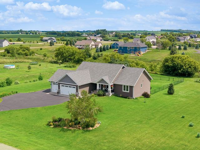 1527 96th Street, New Richmond, WI 54017