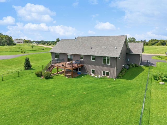 1527 96th Street, New Richmond, WI 54017