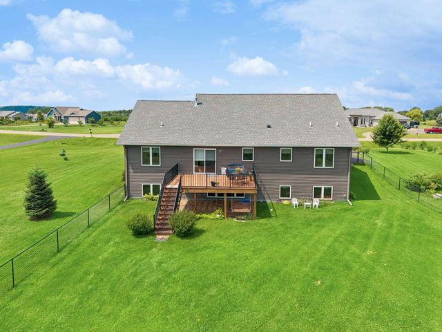 1527 96th Street, New Richmond, WI 54017
