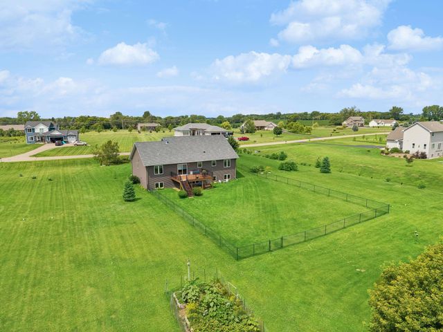 1527 96th Street, New Richmond, WI 54017