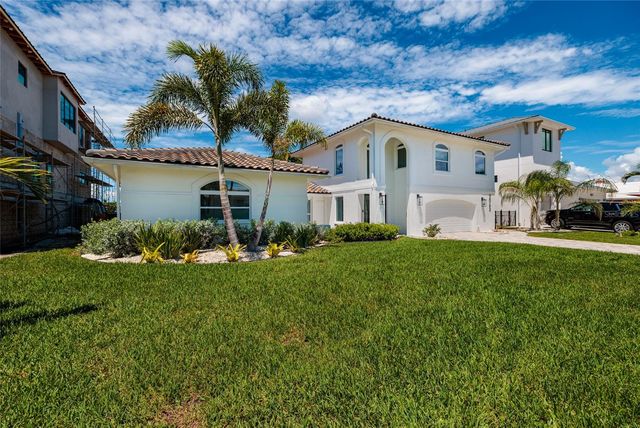 2063 ILLINOIS AVENUE NE, St Petersburg, FL 33703