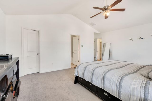 70 Gaillardia Way, Clayton, NC 27527