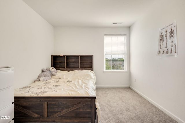 70 Gaillardia Way, Clayton, NC 27527