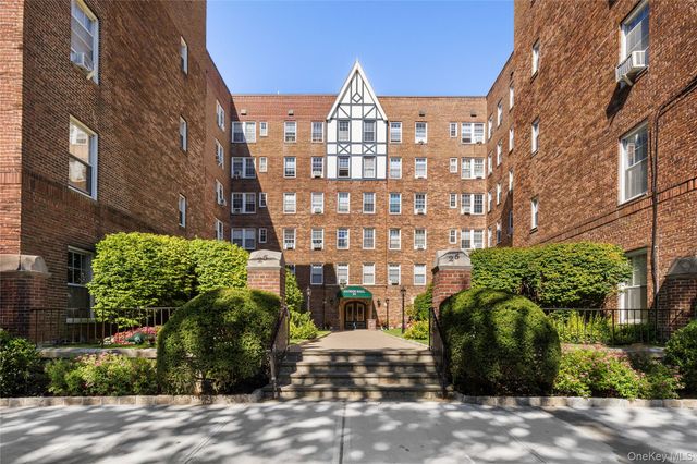 25 Parkview Avenue 1A, Bronxville, NY 10708