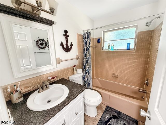 536 SE 26th TER, Cape Coral, FL 33904