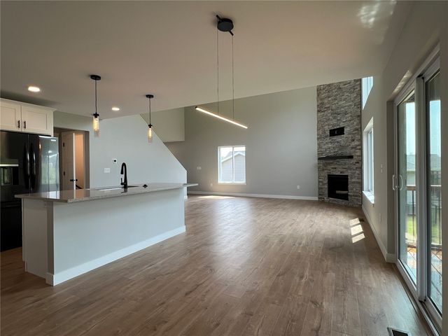 1403 Legend Drive, Tiffin, IA 52340