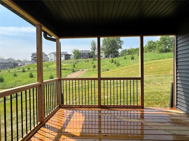 1403 Legend Drive, Tiffin, IA 52340