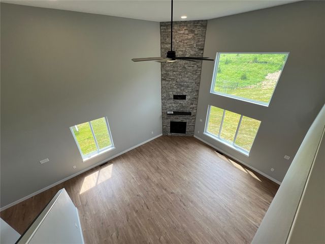 1403 Legend Drive, Tiffin, IA 52340