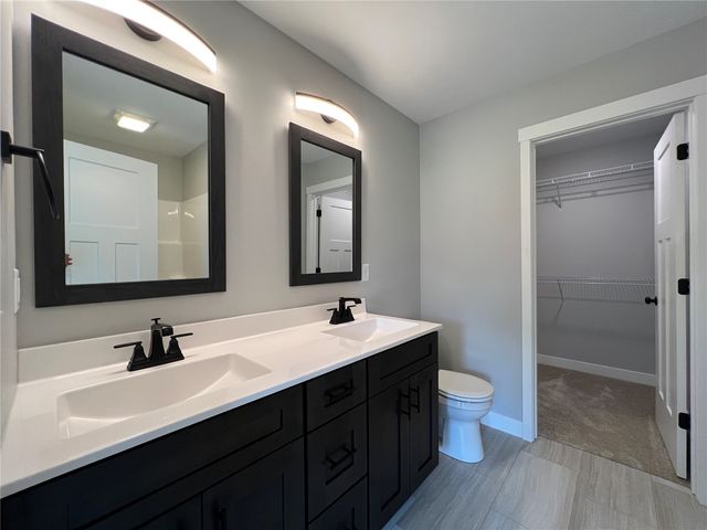 1403 Legend Drive, Tiffin, IA 52340