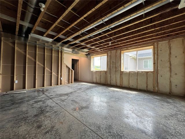 1403 Legend Drive, Tiffin, IA 52340