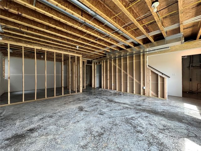 1403 Legend Drive, Tiffin, IA 52340