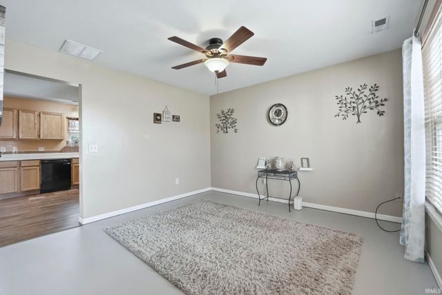 807 Larkwillow Court, Huntertown, IN 46748