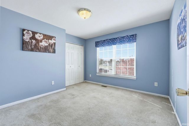 807 Larkwillow Court, Huntertown, IN 46748