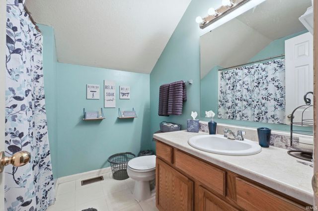 807 Larkwillow Court, Huntertown, IN 46748