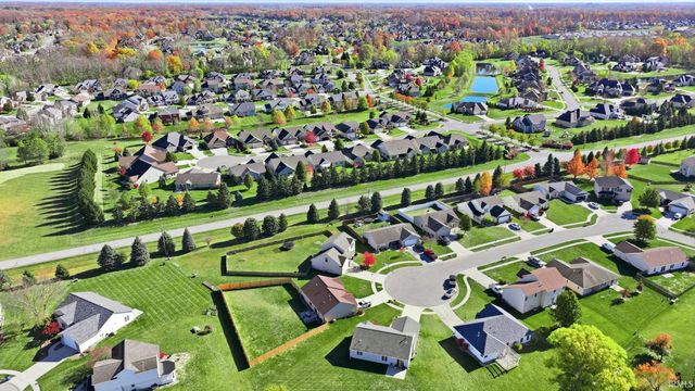 807 Larkwillow Court, Huntertown, IN 46748