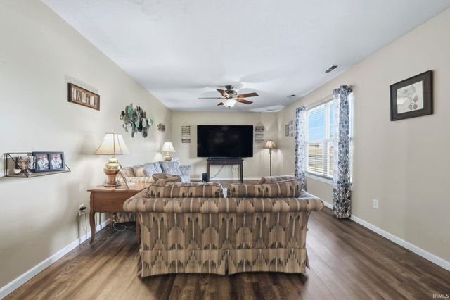 807 Larkwillow Court, Huntertown, IN 46748