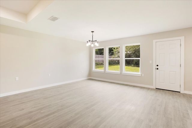 1509 W 10th St., Mt Pleasant, TX 75455