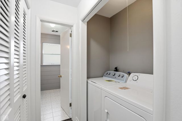 132 Beechwood Drive, Westfield, IN 46074