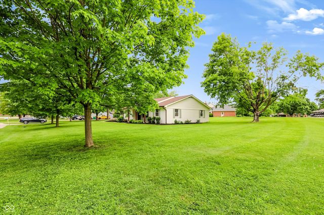 132 Beechwood Drive, Westfield, IN 46074