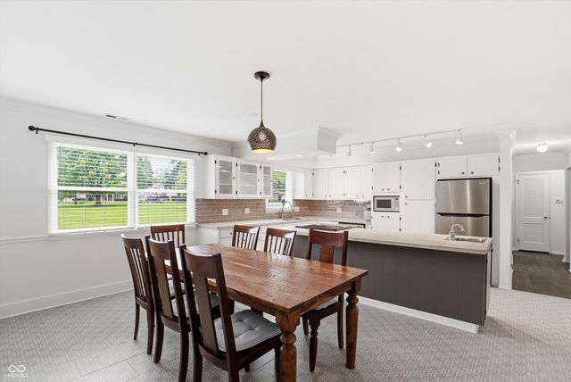 132 Beechwood Drive, Westfield, IN 46074