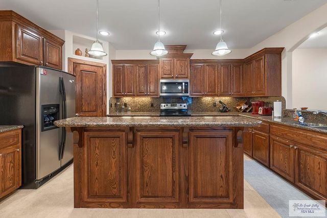 504 E Thornhill E Avenue, Mcallen, TX 78503