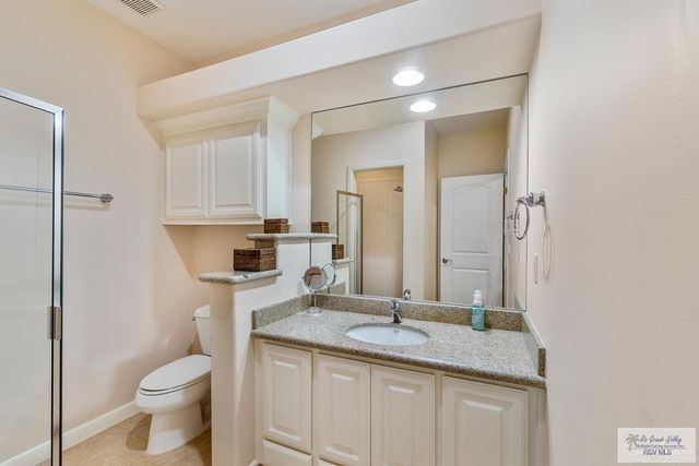 504 E Thornhill E Avenue, Mcallen, TX 78503