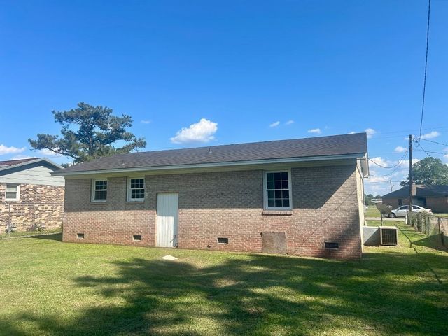 213 E Pickens St., Marion, SC 29571