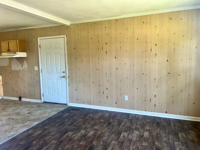 213 E Pickens St., Marion, SC 29571