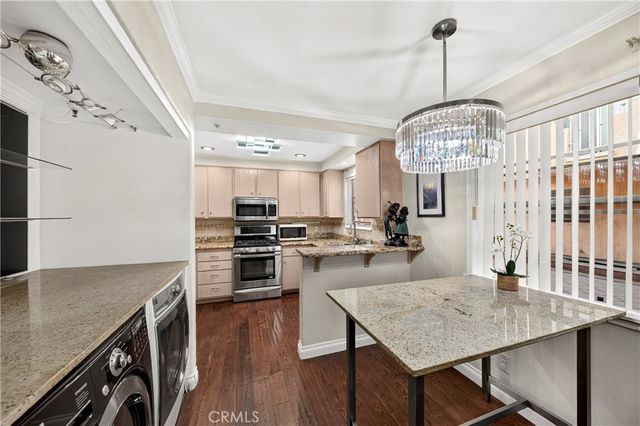 321 W. Queen St. Unit 8, Inglewood, CA 90301