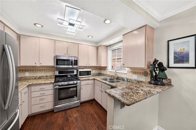 321 W. Queen St. Unit 8, Inglewood, CA 90301
