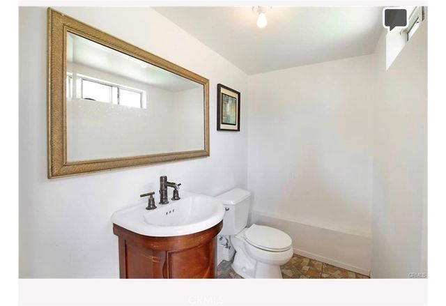 321 W. Queen St. Unit 8, Inglewood, CA 90301