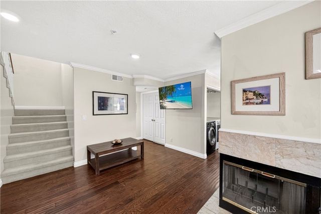 321 W. Queen St. Unit 8, Inglewood, CA 90301