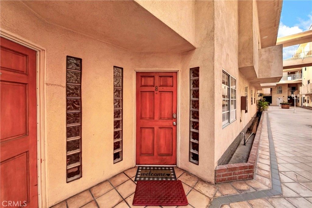 321 W. Queen St. Unit 8, Inglewood, CA 90301