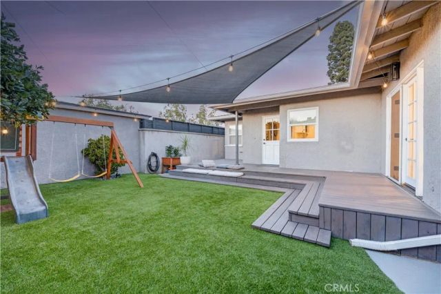 2719 Nipomo Avenue, Long Beach, CA 90815