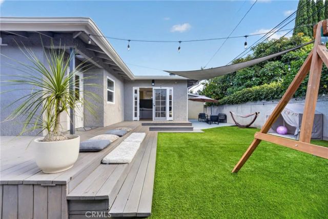 2719 Nipomo Avenue, Long Beach, CA 90815