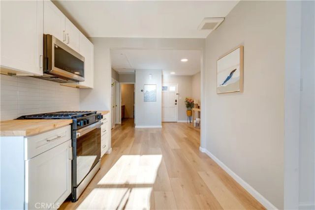 2719 Nipomo Avenue, Long Beach, CA 90815