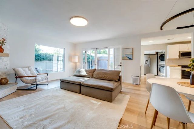 2719 Nipomo Avenue, Long Beach, CA 90815