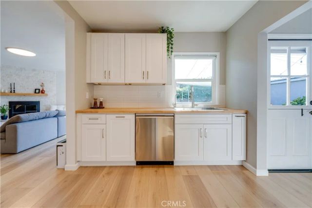 2719 Nipomo Avenue, Long Beach, CA 90815