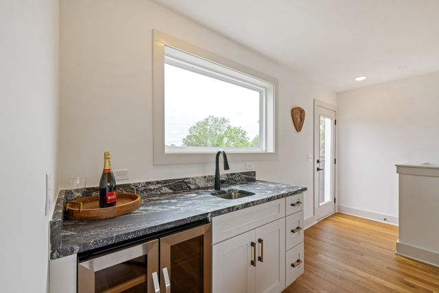 1618 11th Ave, N, Nashville, TN 37208