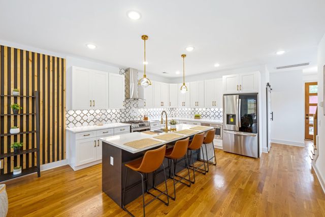 1618 11th Ave, N, Nashville, TN 37208