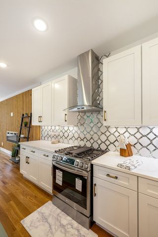 1618 11th Ave, N, Nashville, TN 37208