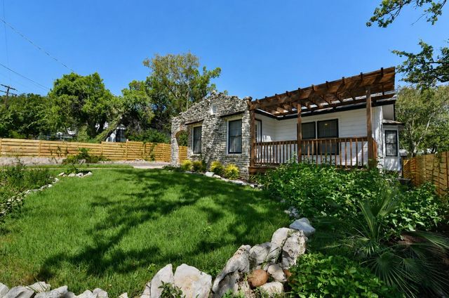 1008 Milam PL, Austin, TX 78704